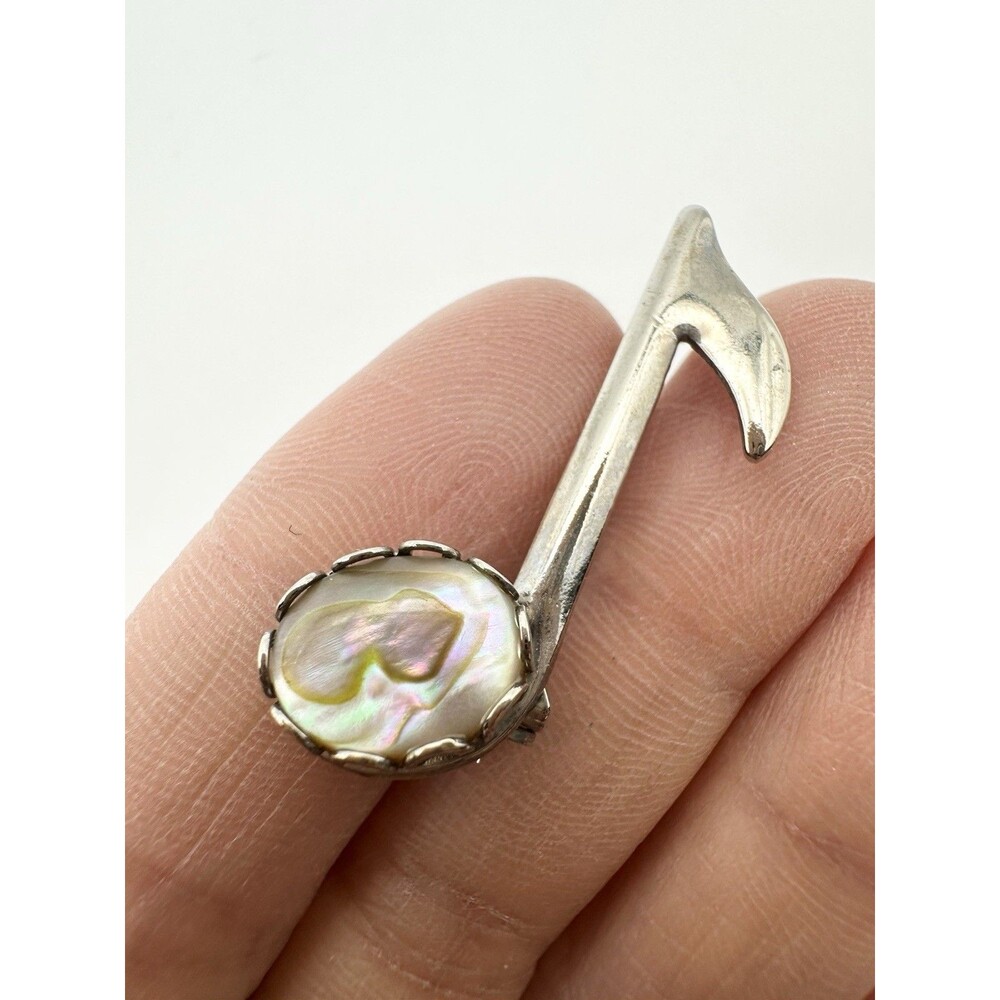 Vintage Silver Tone Abalone Music Note Pin